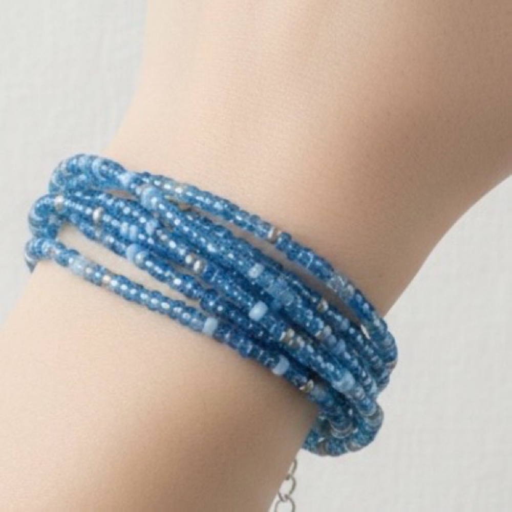 HAND CRAFTED BRACELET Ocean Blue Multi-Strand Czech Glass Beaded Delicate NWT